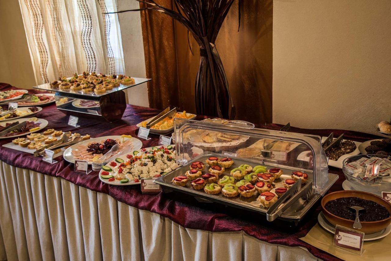 Hotel Crown Inn Multan Esterno foto