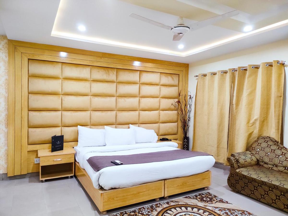 Hotel Crown Inn Multan Esterno foto