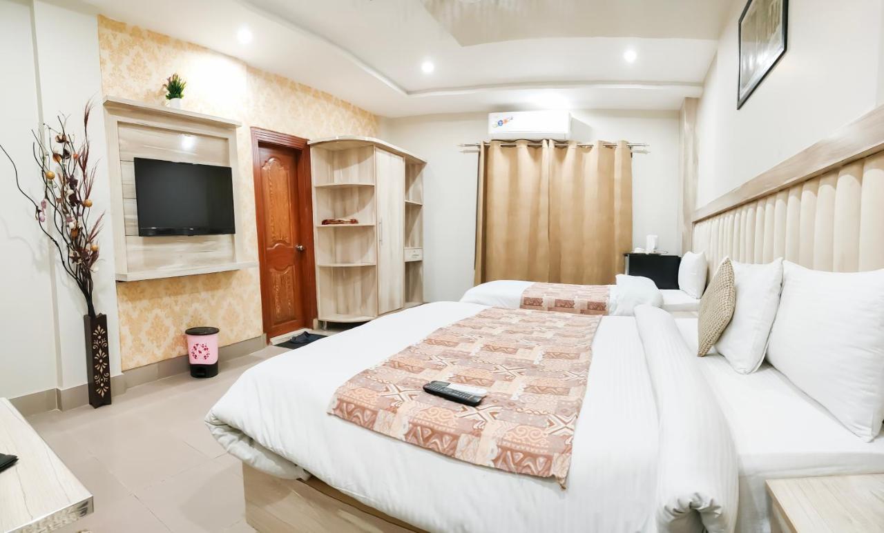 Hotel Crown Inn Multan Esterno foto