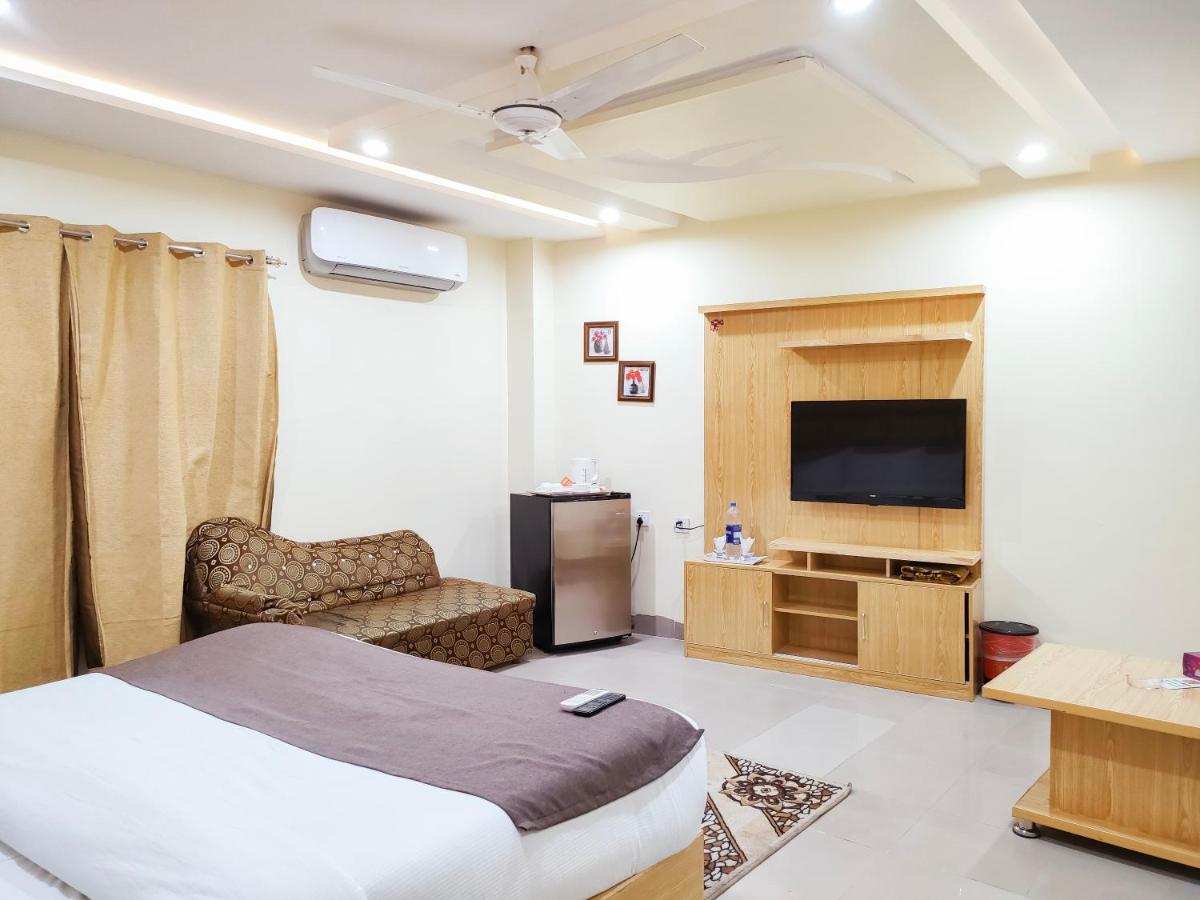Hotel Crown Inn Multan Esterno foto