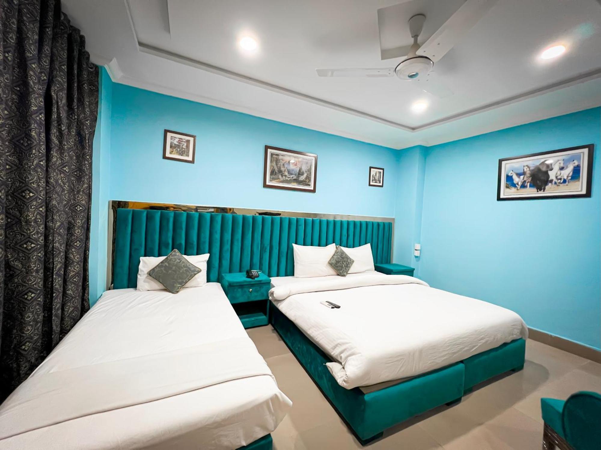 Hotel Crown Inn Multan Esterno foto