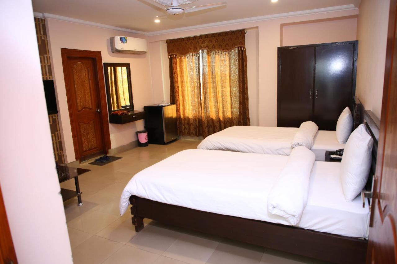 Hotel Crown Inn Multan Esterno foto