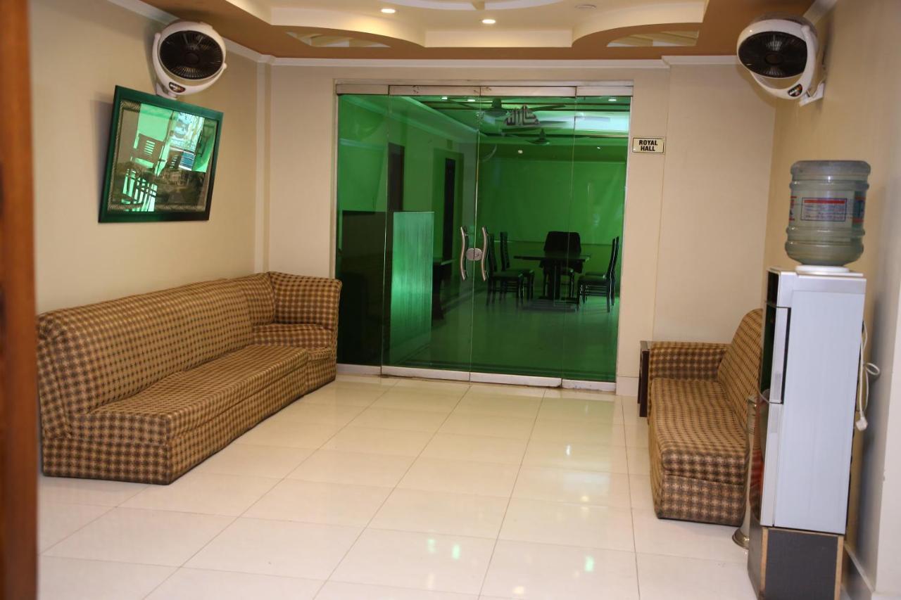 Hotel Crown Inn Multan Esterno foto